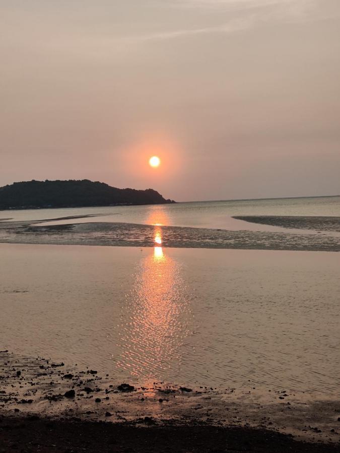 Fig House Anjuna-Chapora Road , Siolim 1Bhk Suite Oxel エクステリア 写真
